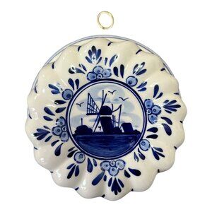 Handpainted Delft Blue Wall Hanging Mold – Windmill Scene – DAIC Holland